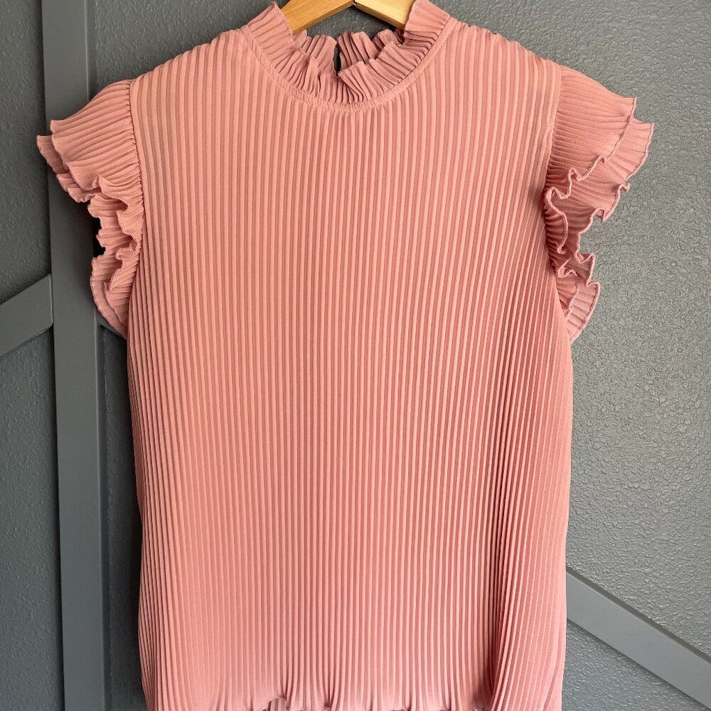 Gibson x Glam Steph Taylor Jackson Pleated Ruffle Sleeve Blouse - Size XS